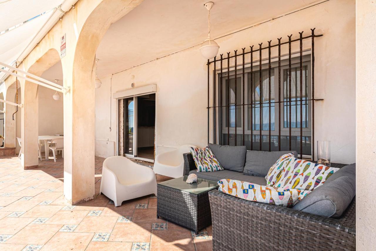 Beachfront Bliss: Apartamento A Pie De Playa Аликанте Екстериор снимка