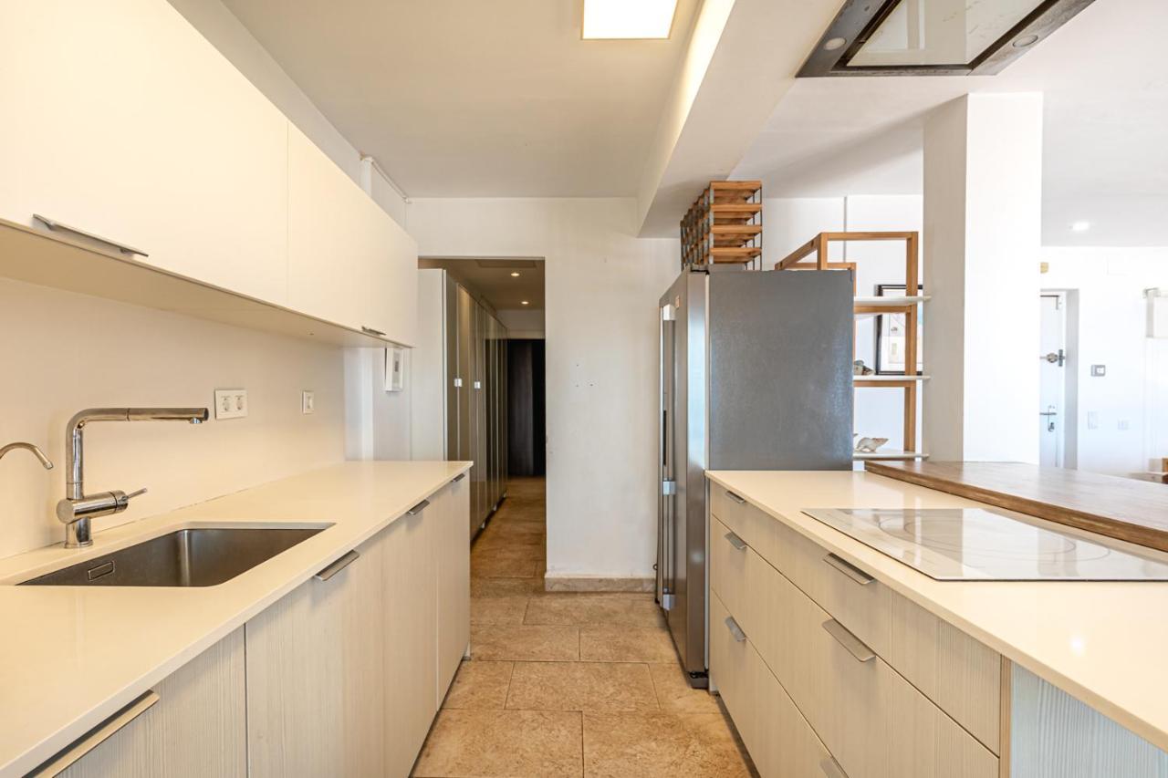 Beachfront Bliss: Apartamento A Pie De Playa Аликанте Екстериор снимка